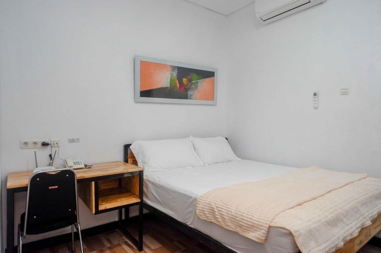Reddoorz Plus Near Patung Kuda Undip Jatingaleh Exterior photo