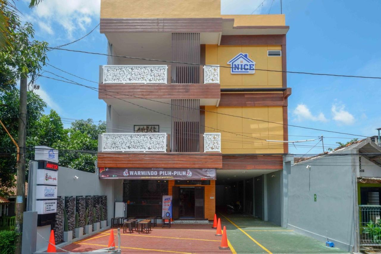 Reddoorz Plus Near Patung Kuda Undip Jatingaleh Exterior photo